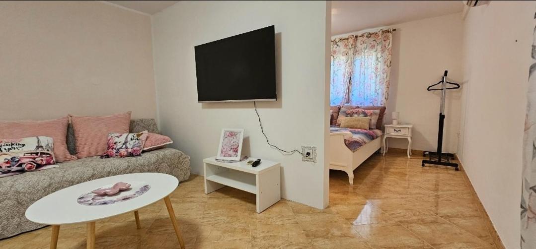 Apartment Miska & Studio Roki Драчевац Екстер'єр фото